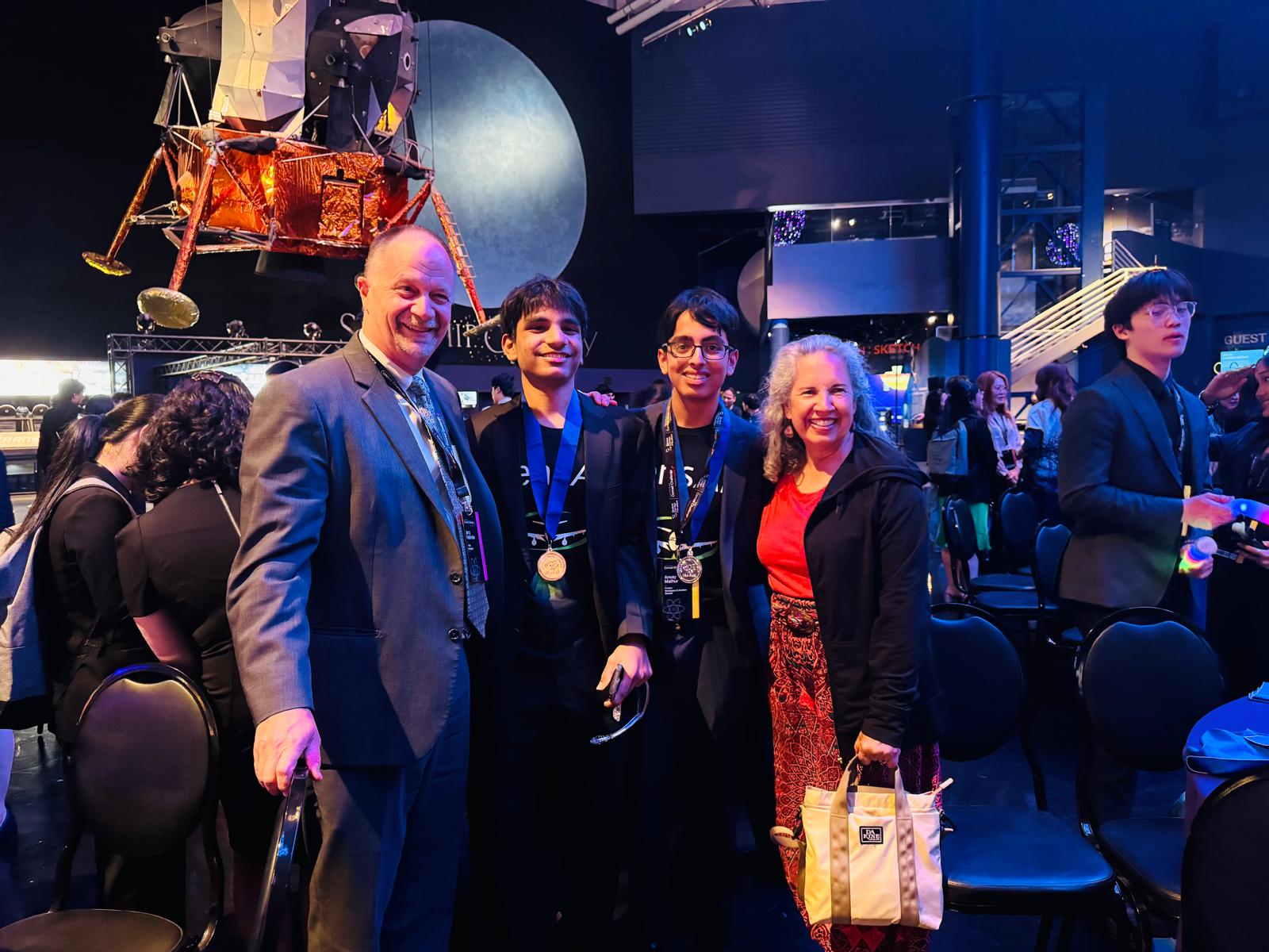 Award ceremony photo 3